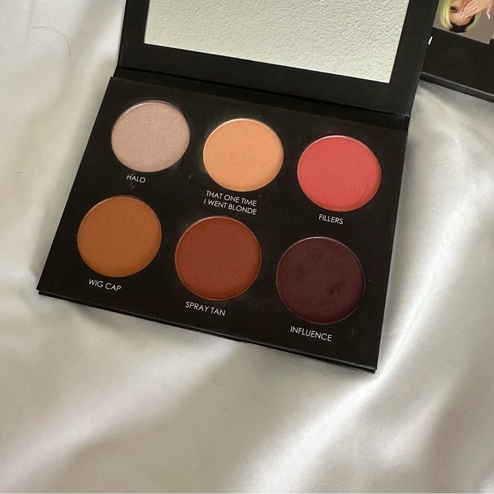 THE Lady Code Snatched Face Palette